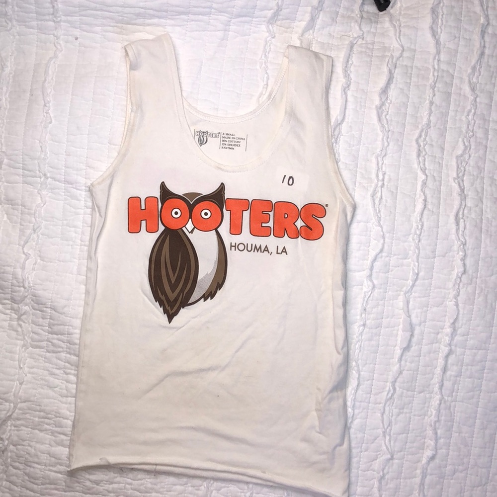 White hooters tank (#10)